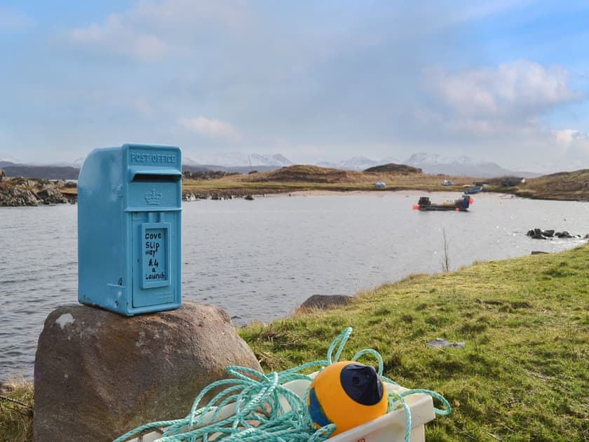 Surrounding area | Cuckoo’s Nest, Cove, near Poolewe