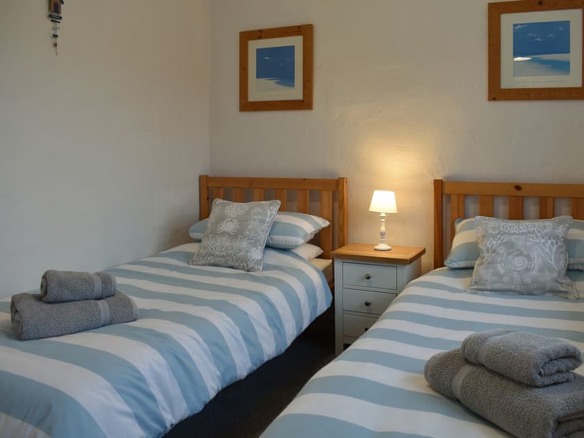 Twin bedroom | Friesian Valley Cottages - Ash - Friesian Valley Cottages , Mawla, near Porthtowan