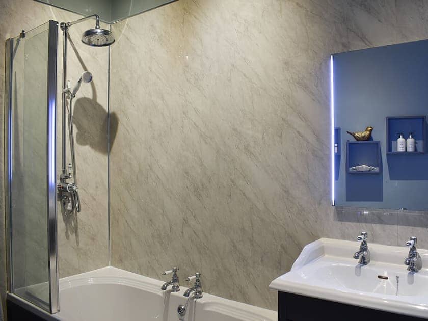 Bathroom | Swallows Nest, Saltburn-by-the-Sea