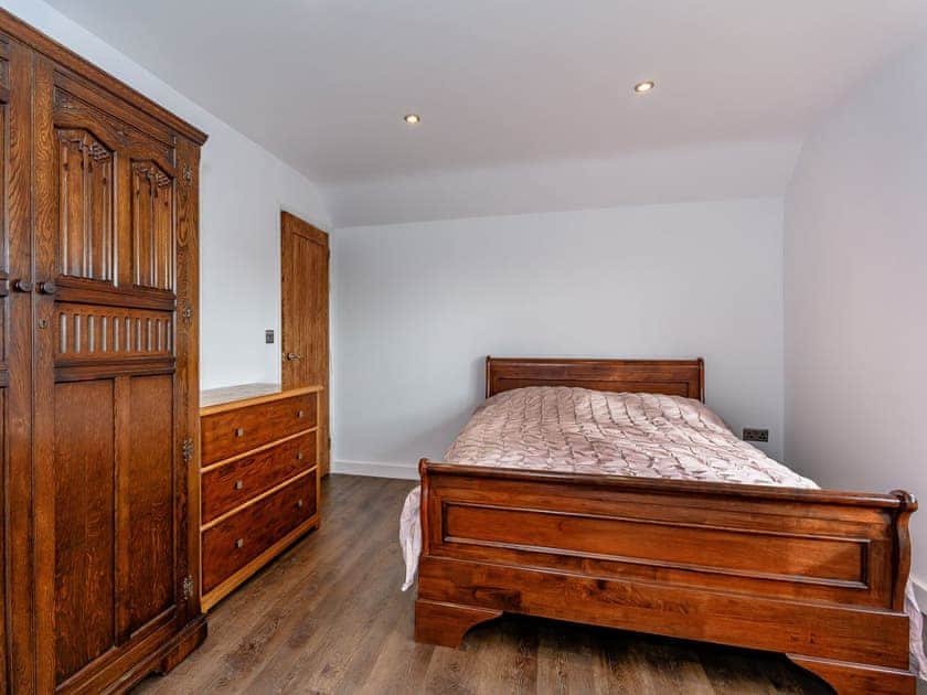 Comfortable en-suite double bedroom | Olive Lodge, Melbourne, near Derby