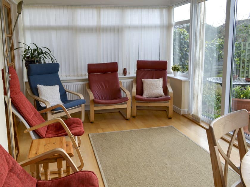 Bright and airy sun room | Dunlin, Beadnell