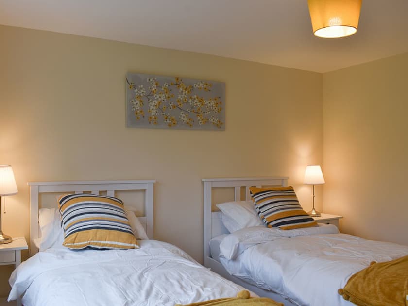 Twin bedroom | Ilsington View, Ilsington