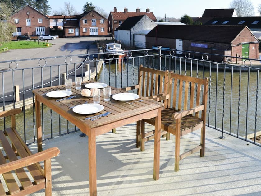 Veranda with seating area | Solace - Simpson’s Boatyard, Stalham