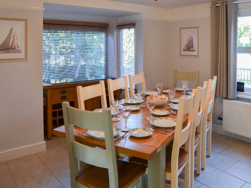 Dining room | Riverside - Norfolk Riverside Cottages, Stalham