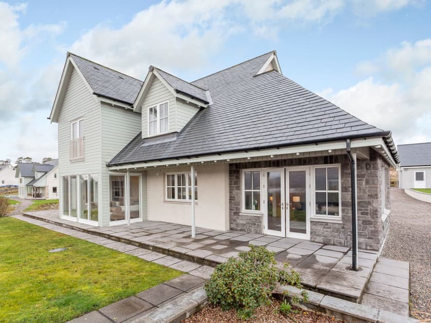 Outstanding holiday home | Hamnavoe, Kinlocheil, near Fort William