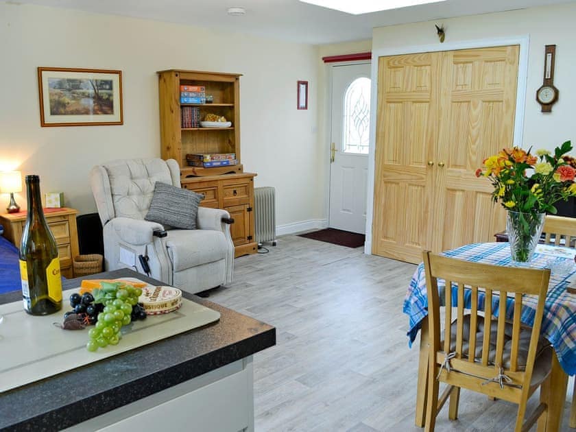 Spacious studio apartment  | Burnside, Dumfries