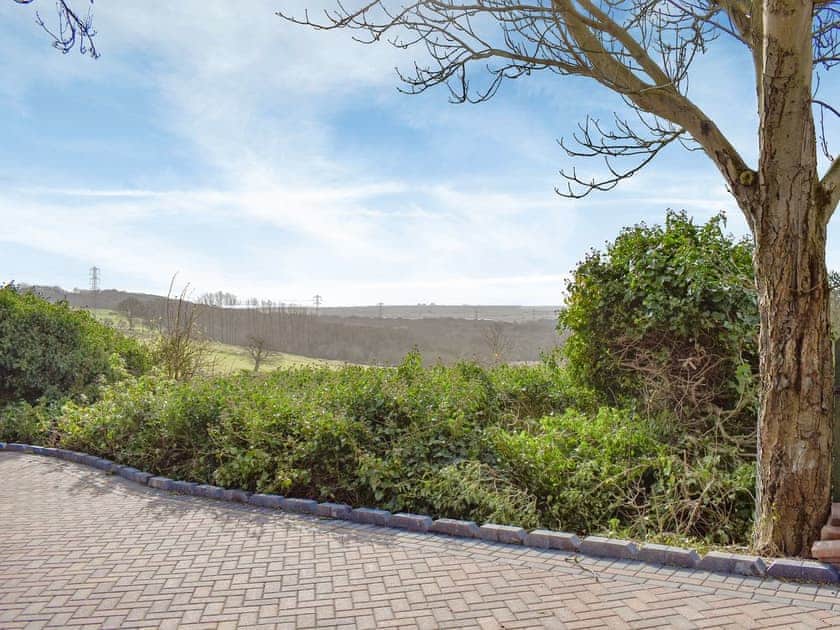 Driveway with far reaching views | The Studio, Aldington, near Ashford