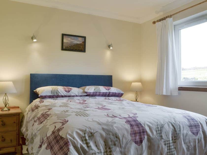 Relaxing double bedroom | Taigh Iasg - Sealladh Breagh and Taigh Iasg - Taigh Iasg, Glenuachdarach