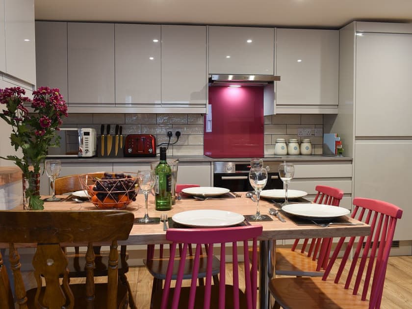 Kitchen/diner | Osborne Cottage, Whitby