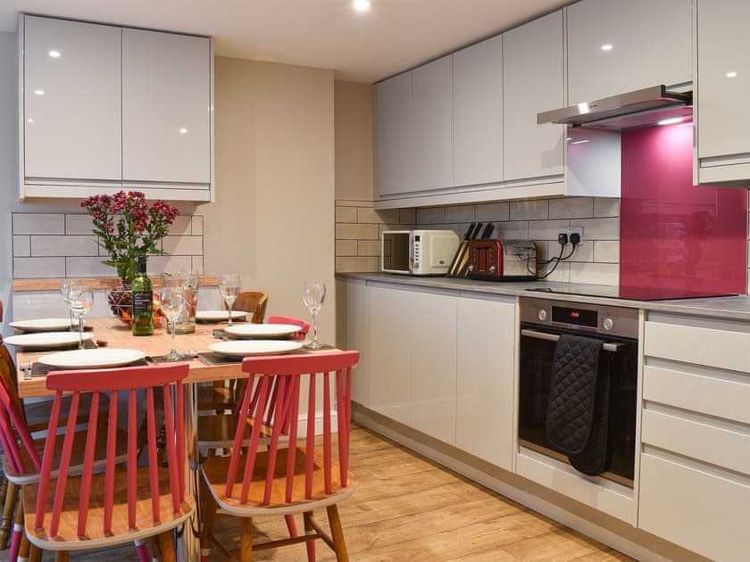 Kitchen/diner | Osborne Cottage, Whitby