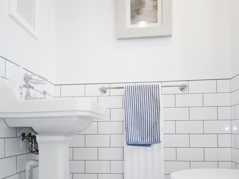 Cloakroom | Spinney, Seahouses