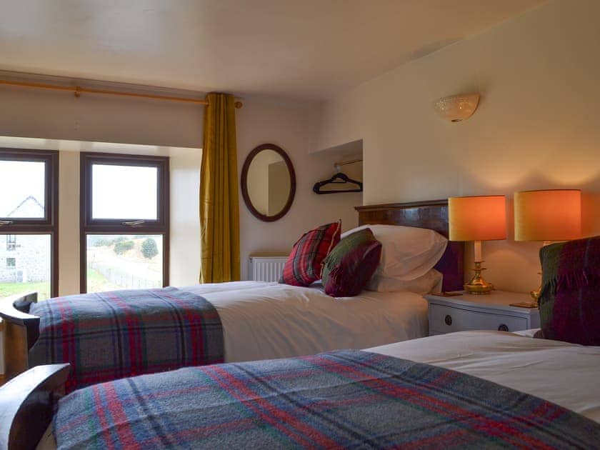 Twin bedroom | The Glebe, Duthil, near Aviemore