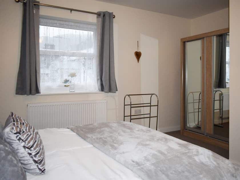 Peaceful double bedroom | Mountain View, Blaenau Ffestiniog