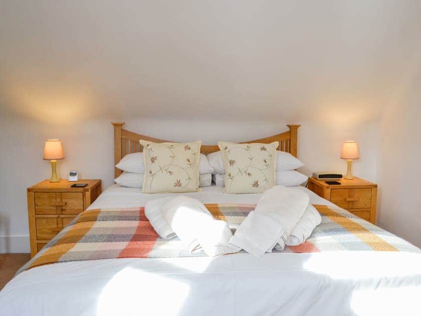 Lovely double bed | Craigclunie, Ballater