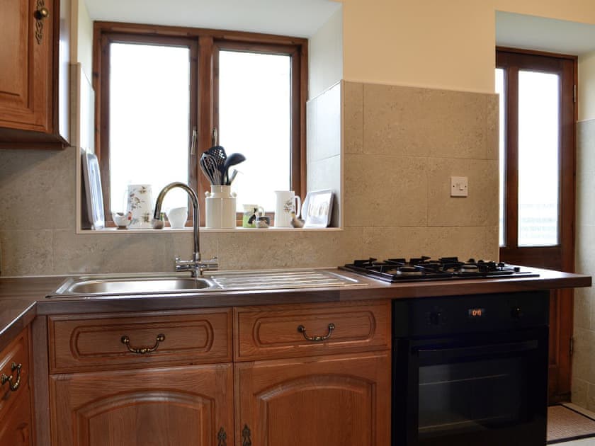 Kitchen | Trefechan, Pumpsaint