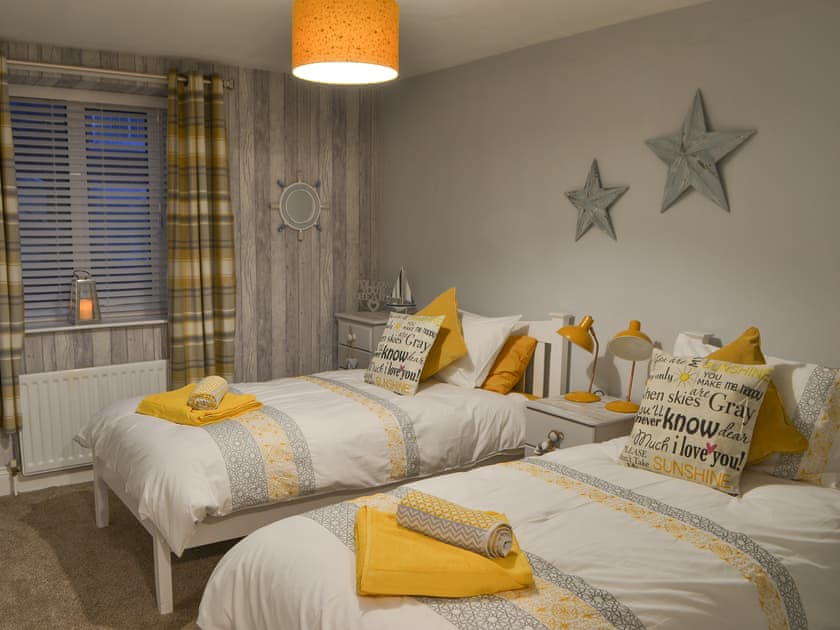 Twin bedroom | Anchors Point, Newbiggin-by-the-Sea