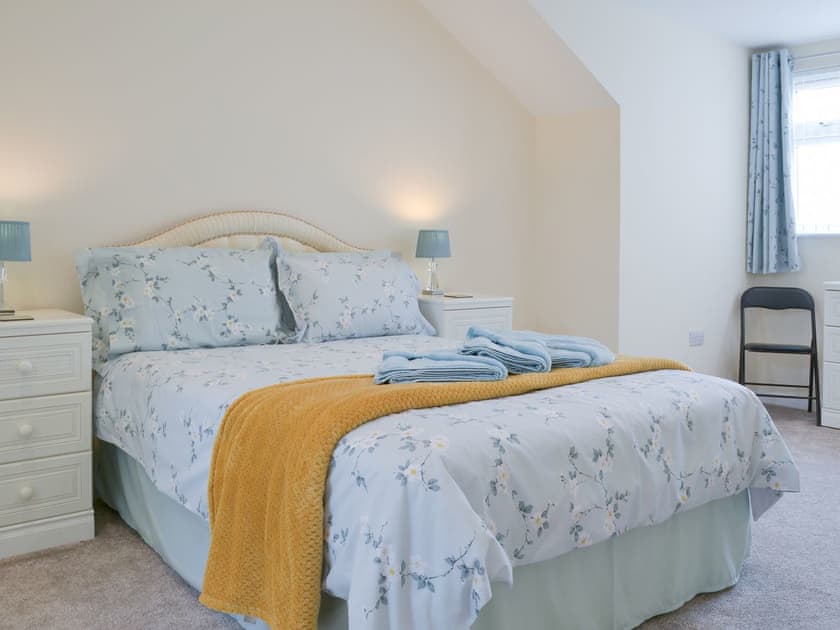 Welcoming double bedroom | Driftwood, Port Isaac