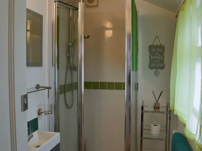Shower room | Pankhurst, Louth