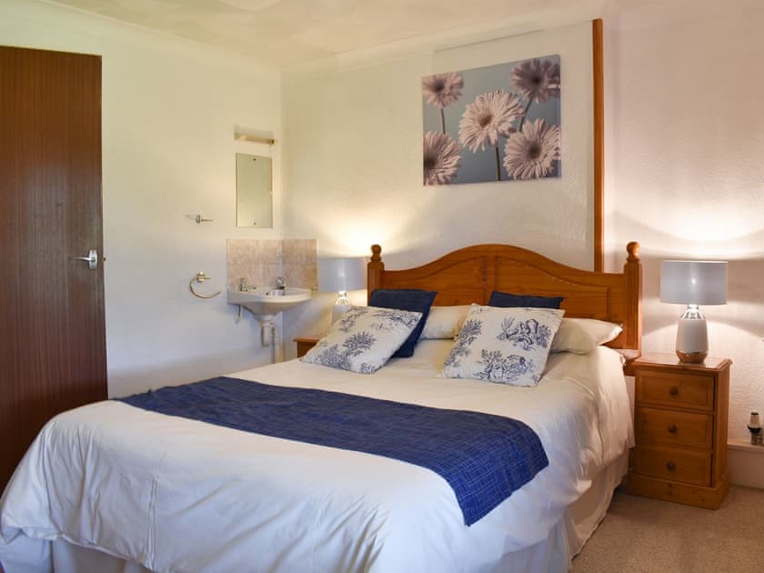 Double bedroom | Holly - Trecan Farm Cottages, Lanreath, near Looe