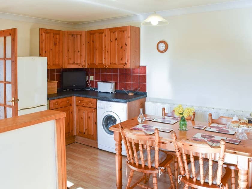 Kitchen/diner | Ricann - Trecan Farm Cottages, Lanreath, near Looe
