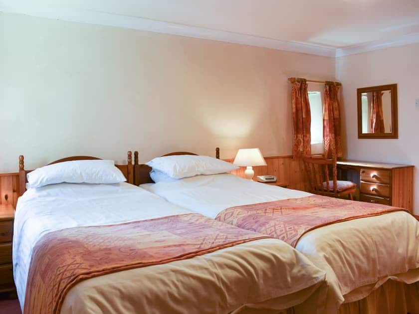 Twin bedroom | Ricann - Trecan Farm Cottages, Lanreath, near Looe