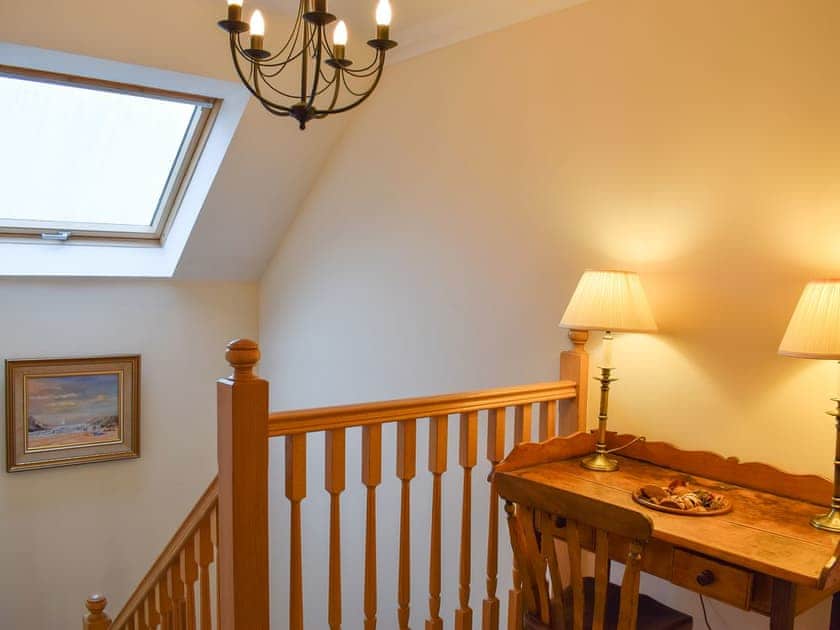 Landing | Beech Walk, Crail