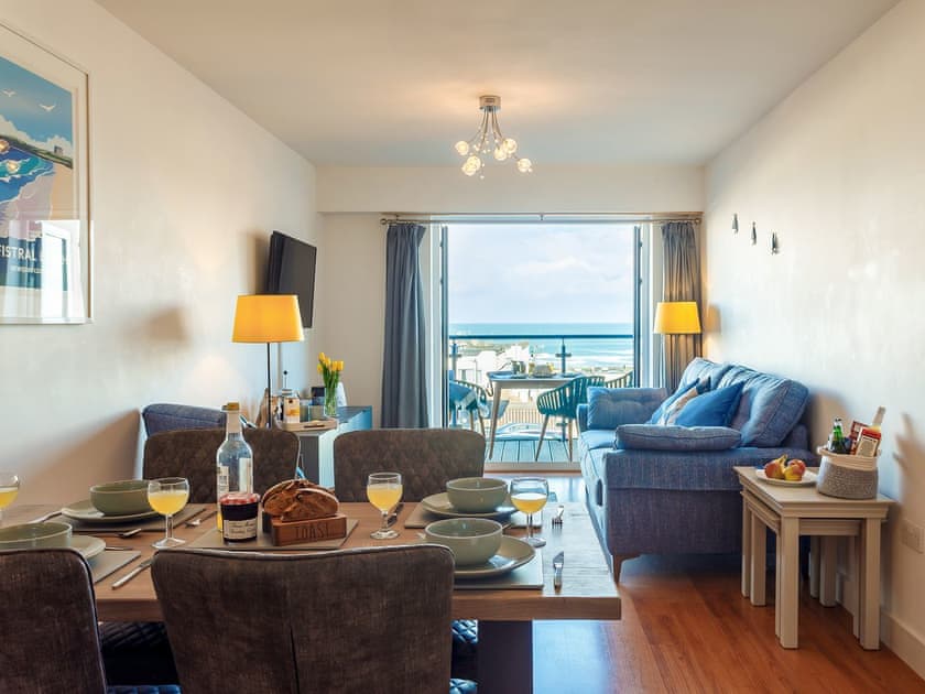 Charming dining area | Fistral Waves - Ocean 1 Apartments, Newquay