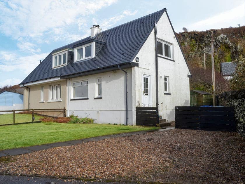 Delightful seaside cottage | Seaview Cottage, Ellenabeich, near Oban