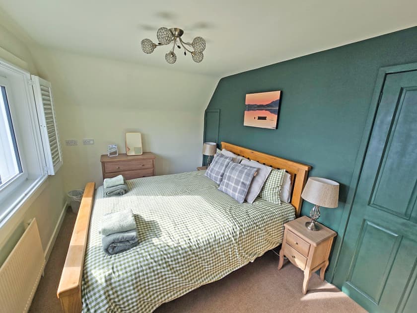 Double room with kingsize bed and sea views | Seaview Cottage, Ellenabeich, near Oban