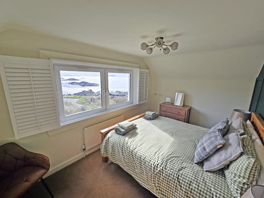 Double room with kingsize bed and sea views | Seaview Cottage, Ellenabeich, near Oban
