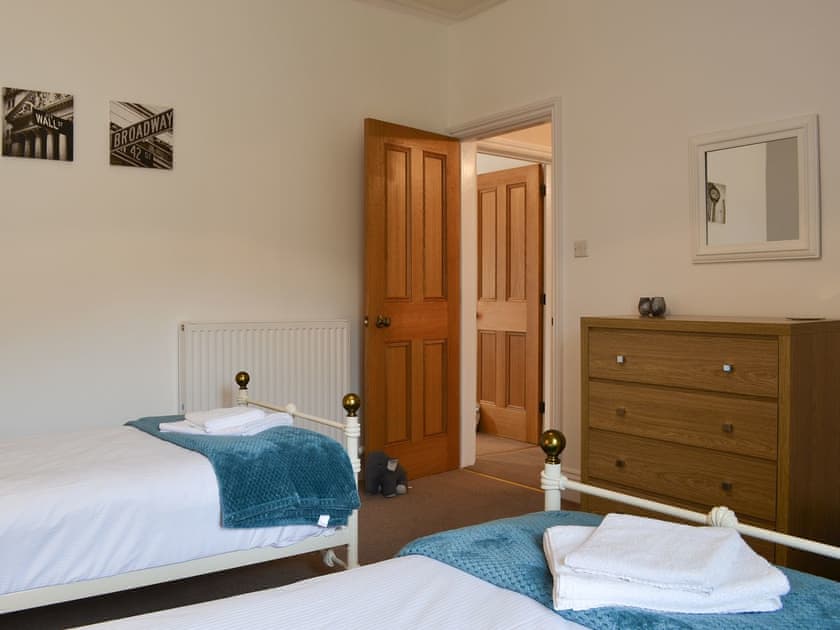 Twin bedroom | Rowan House, Threlkeld, near Keswick