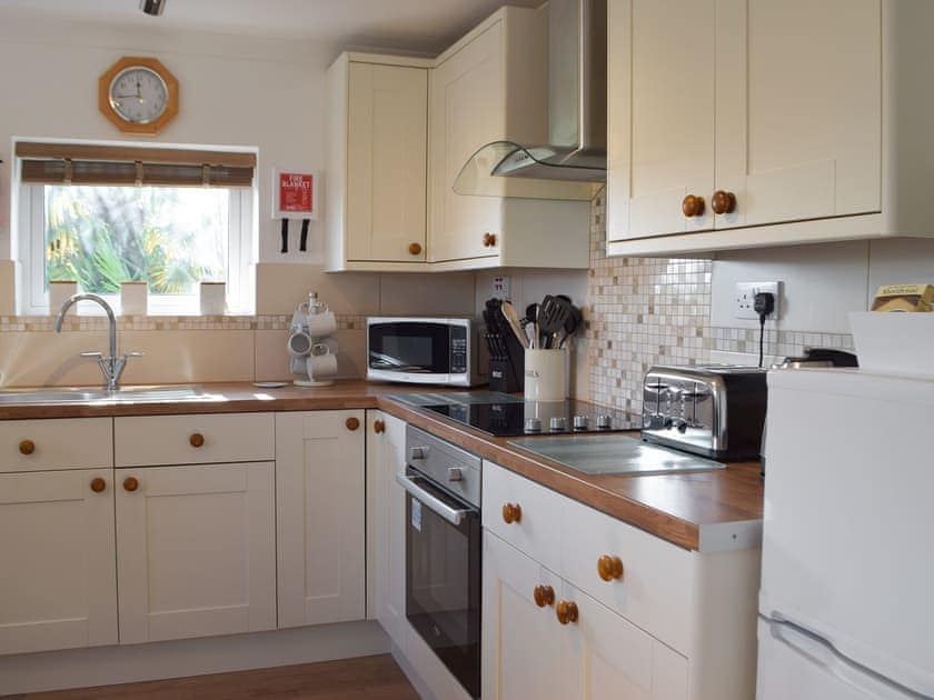 Kitchen | Can-Y-Mor - Victoria House Apartments, Llansteffan, near Carmarthen