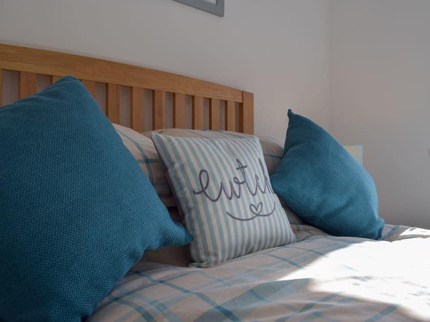 Double bedroom | Can-Y-Mor - Victoria House Apartments, Llansteffan, near Carmarthen