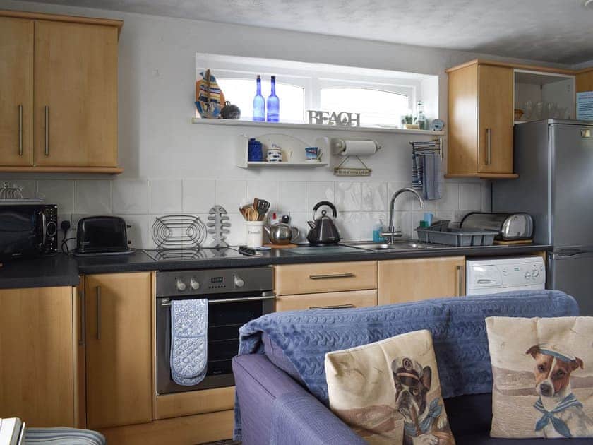 Open plan living space | Garden Cottage - Talland Beach Cottages, Talland Bay, near West Looe