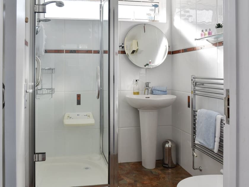 Family shower room with heated towel rail | Sandstell Point - Sandstell Point Apartments, Spittal, near Berwick-upon-Tweed