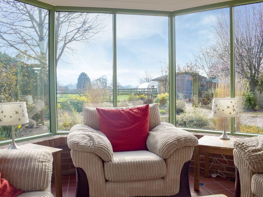Delightful conservatory | Meadow View, Harley, near Much Wenlock