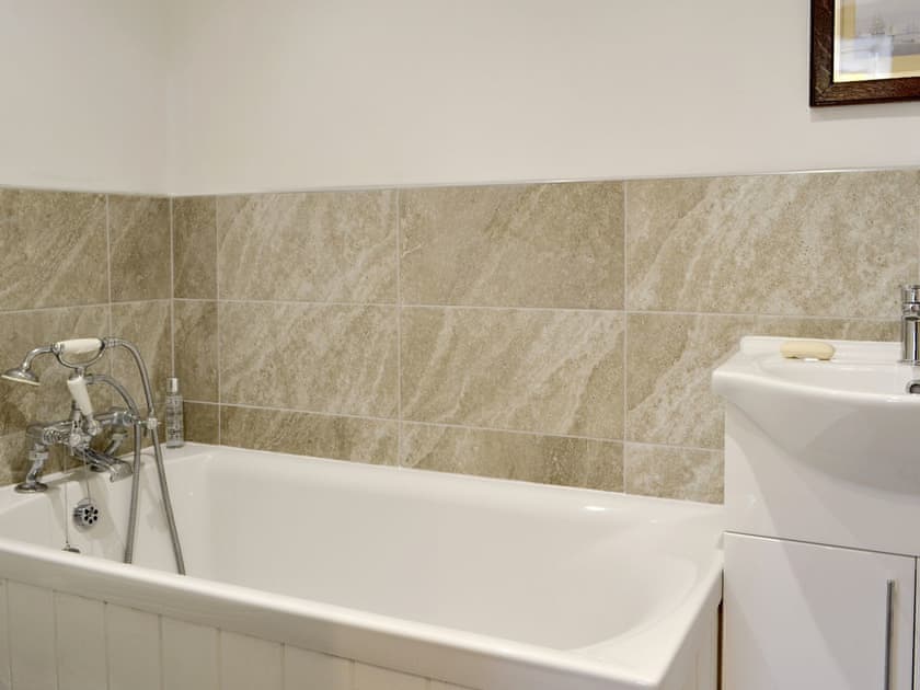 Ground floor bathroom | Toad Hall, Helmsley