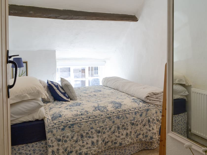 Relaxing double bedroom | Toad Hall, Helmsley