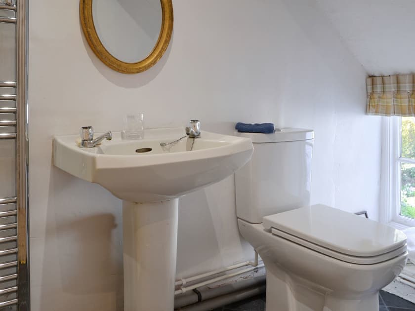 Shower room | Toad Hall, Helmsley