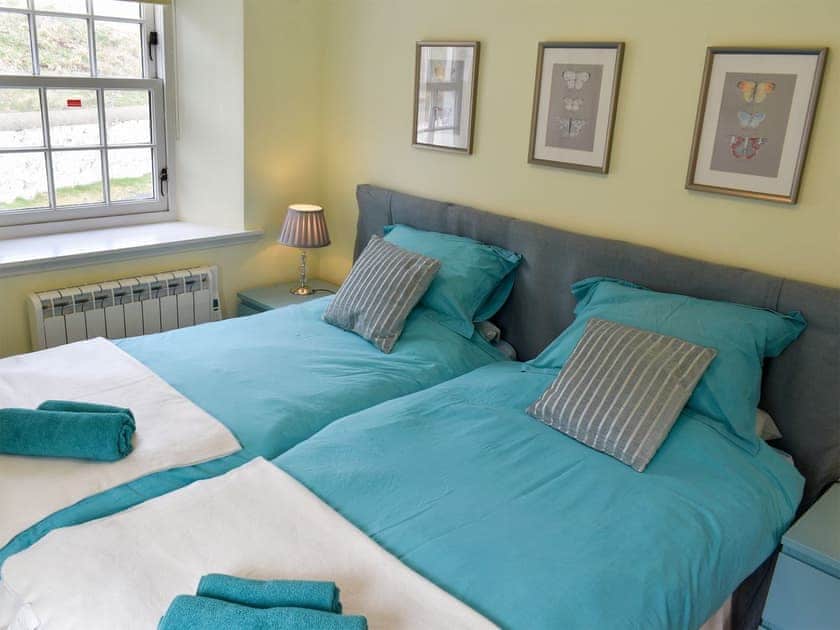 Comfortable twin bedroom | St Abbs - Keepers Fold - St Abbs Lighthouse Cottages, St Abbs Head