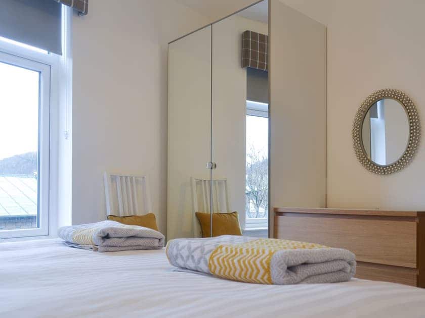 Delightful light and airy bedroom | Torlochan, Oban