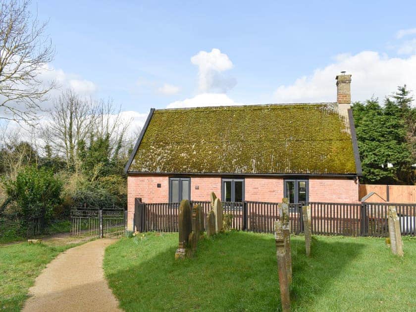 Charming holiday home | The Hay Barn, Beccles