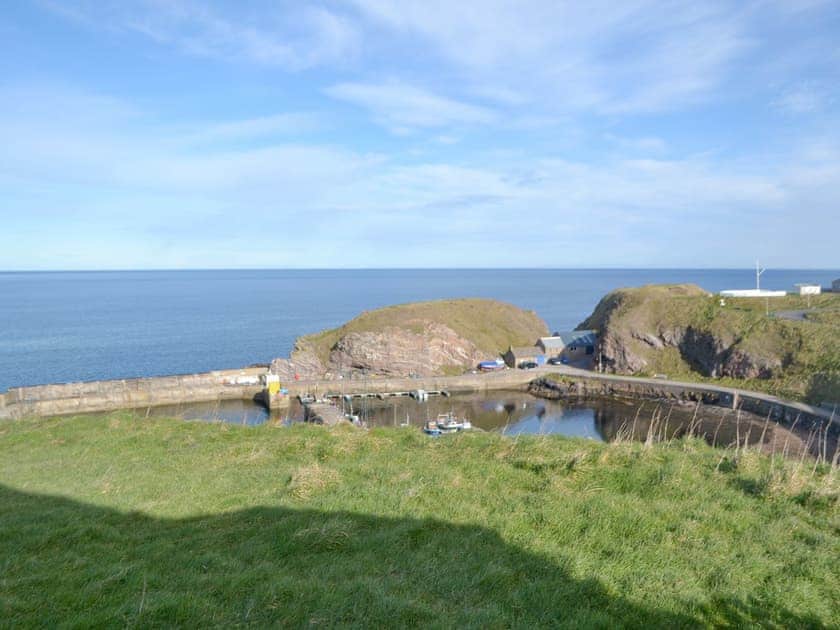 Stunning views over the harbour | Seabreezes - Scott Holiday Cottages, Portknockie