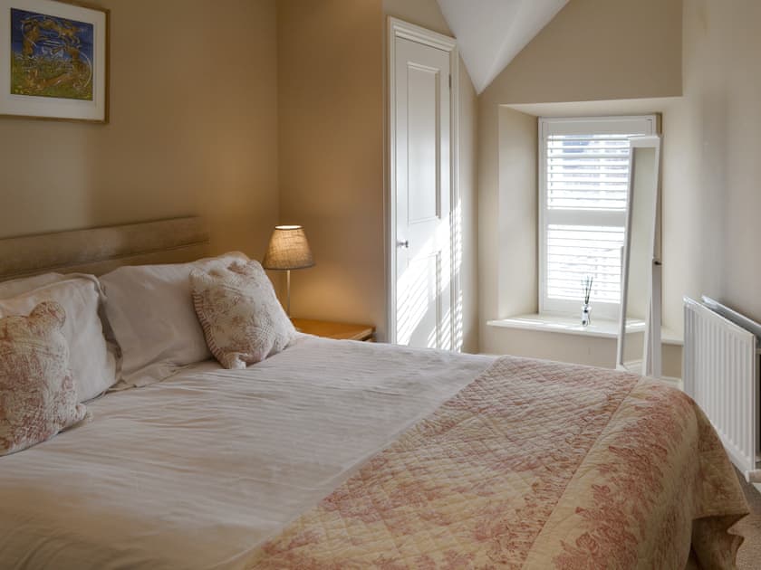 Relaxing double bedroom | Wagtail Cottage, Lesbury, near Alnwick