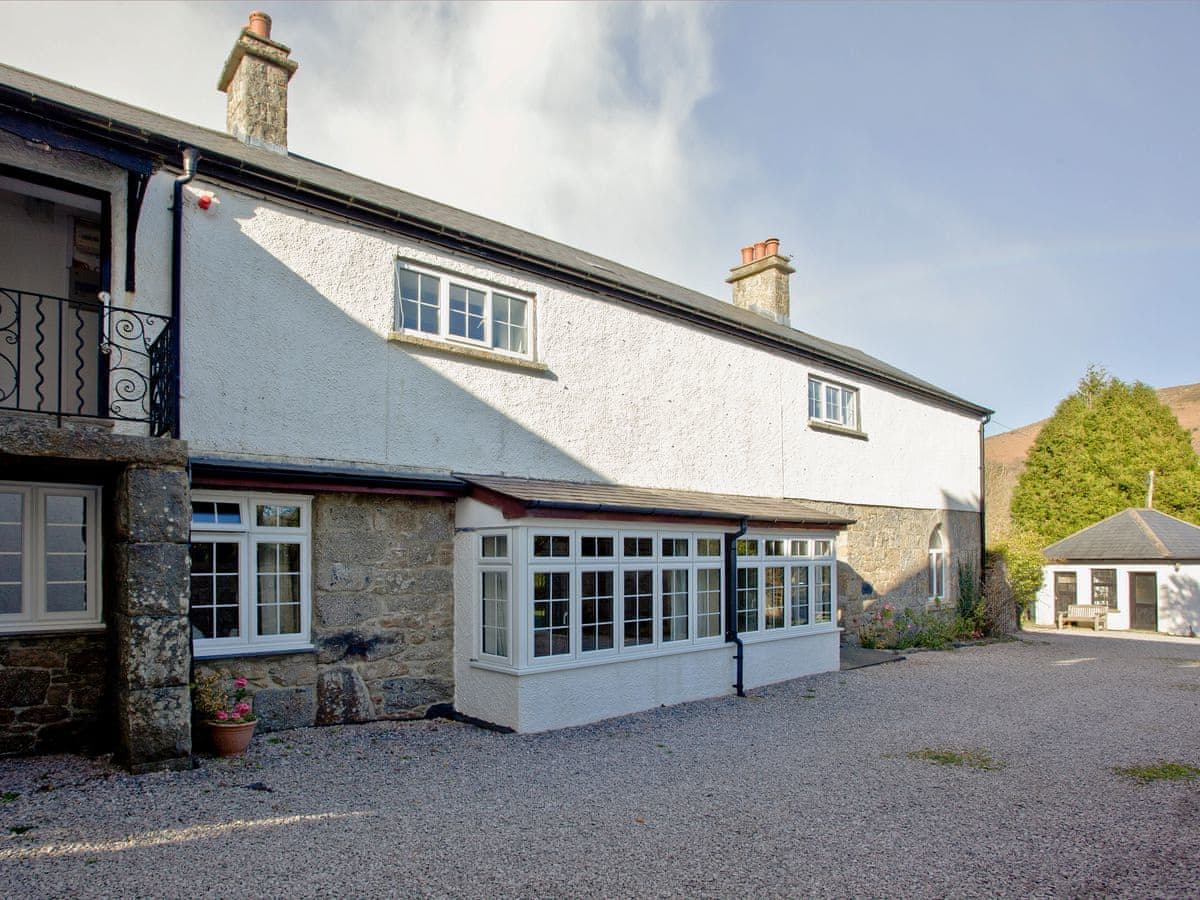 Wooder Manor - Chinkwell