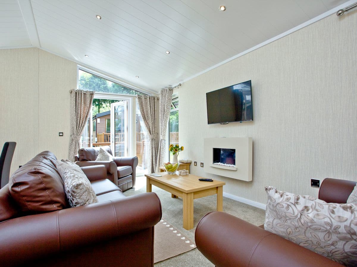 Forest Glade Lodge - Holiday lodge in South West England - Image 2