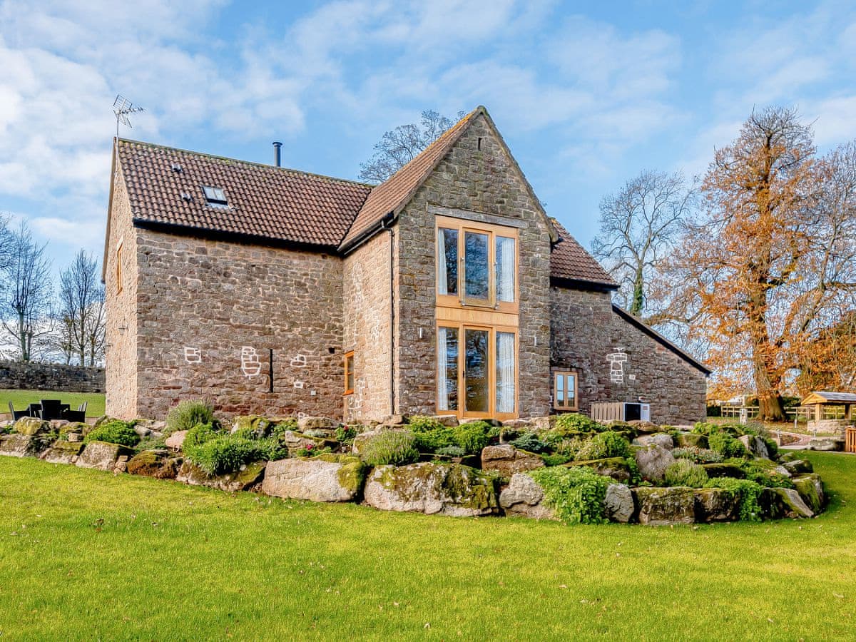 Priors Lodge Barns - Owl Barn - Holiday lodge in Central England - Image 1
