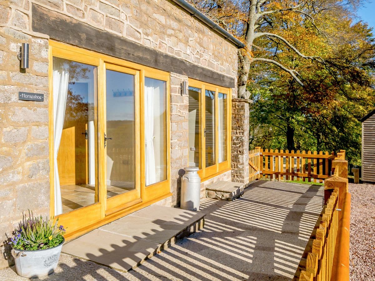 Priors Lodge Barns - Horseshoe - Holiday lodge in Central England - Image 1