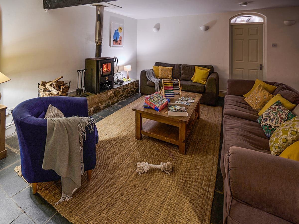 Bach Wen Cottages - Chapel Cottage