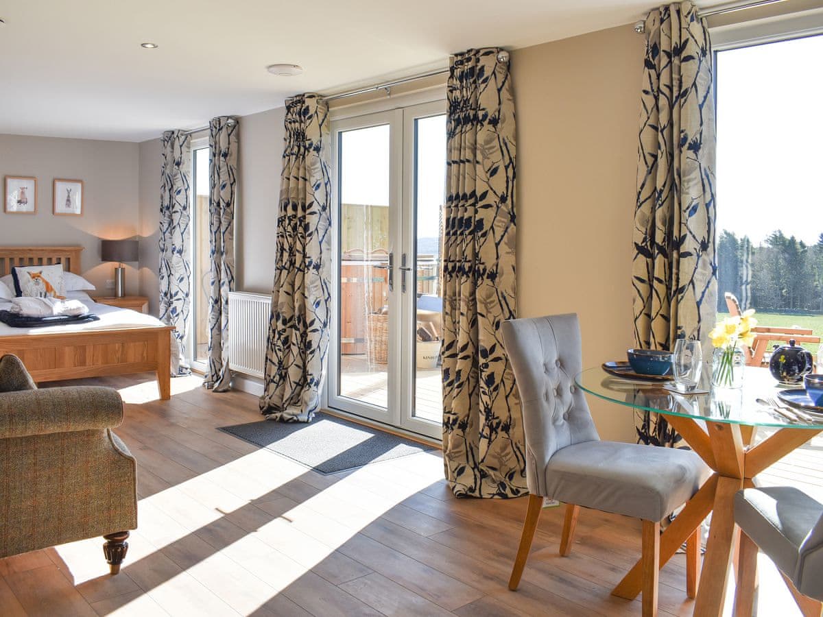 Fox Lodge at Wood House - Image 2
